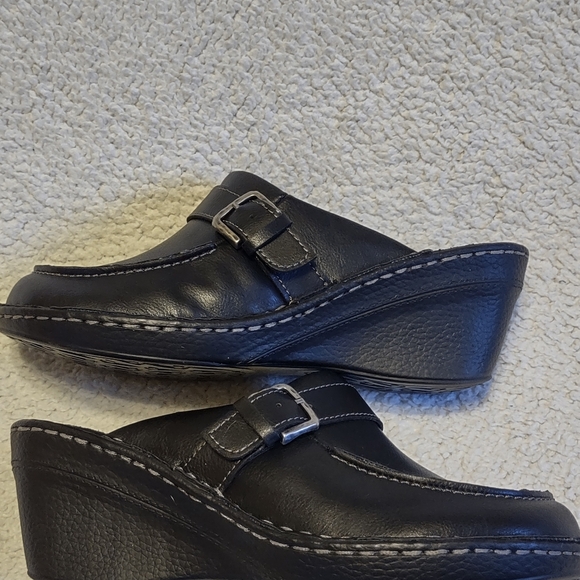 Mules - Picture 5 of 6